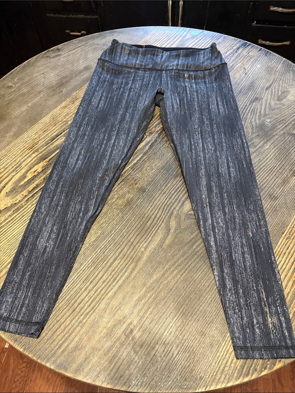 Victoria’s Secret gold detail Leggings